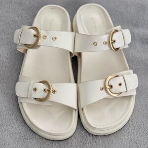 Kohl's Cream Sandals with Gold Buckles